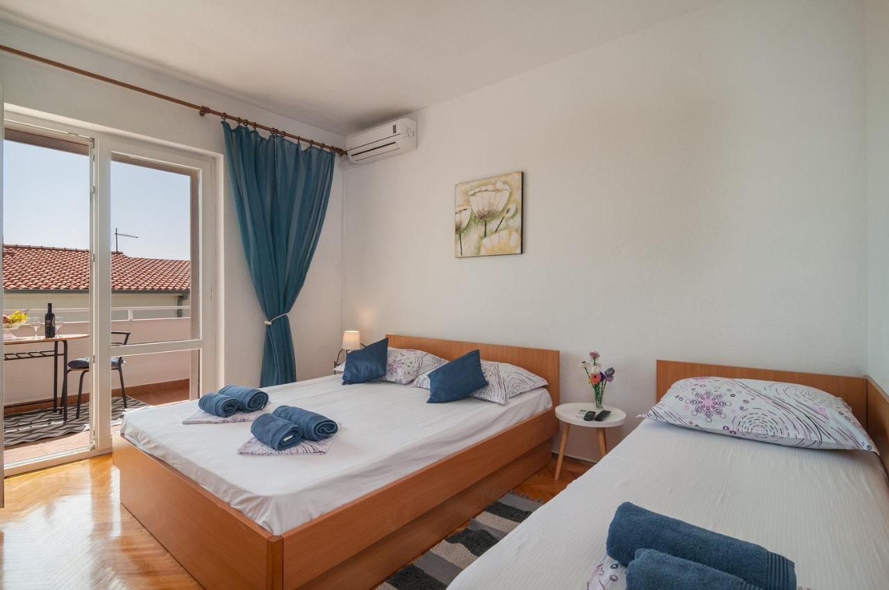 Apartman Neven Подгора Экстерьер фото